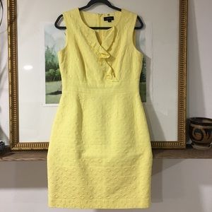 Make me an offer! Tahari Brocade Ruffle Tank Sheath Pencil Dress no tags